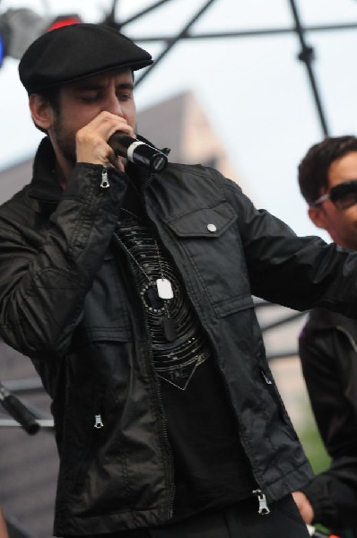 Roots Revealers at the Austin Reggae Festival, 04/17/10, Auditorium Shores,