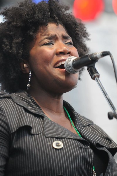 Roots Revealers at the Austin Reggae Festival, 04/17/10, Auditorium Shores,