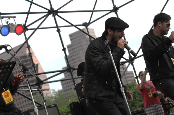 Roots Revealers at the Austin Reggae Festival, 04/17/10, Auditorium Shores,