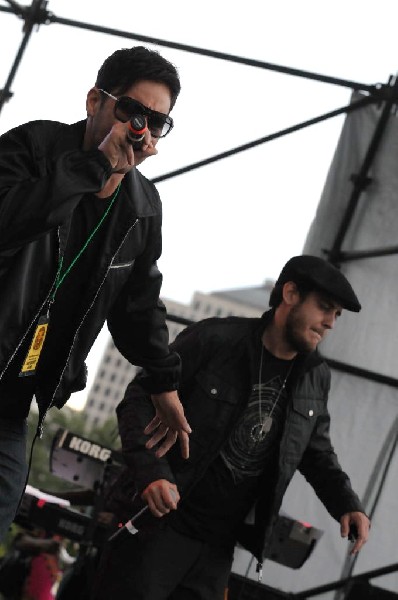 Roots Revealers at the Austin Reggae Festival, 04/17/10, Auditorium Shores,