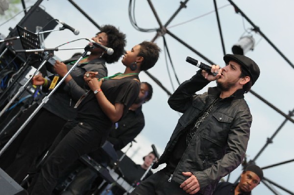 Roots Revealers at the Austin Reggae Festival, 04/17/10, Auditorium Shores,