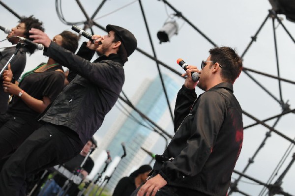 Roots Revealers at the Austin Reggae Festival, 04/17/10, Auditorium Shores,