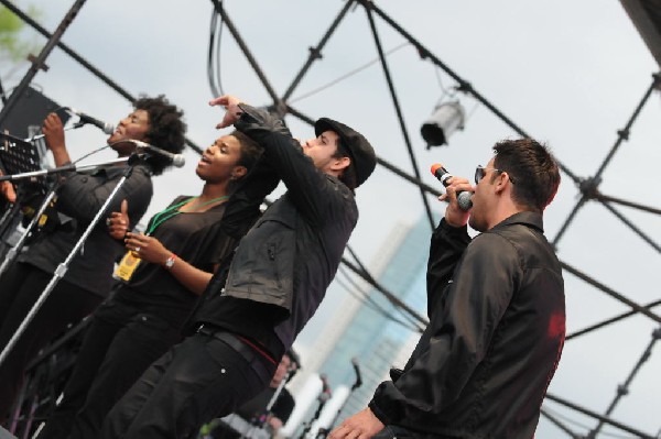 Roots Revealers at the Austin Reggae Festival, 04/17/10, Auditorium Shores,