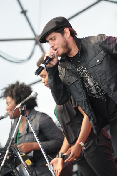 Roots Revealers at the Austin Reggae Festival, 04/17/10, Auditorium Shores,