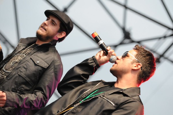 Roots Revealers at the Austin Reggae Festival, 04/17/10, Auditorium Shores,