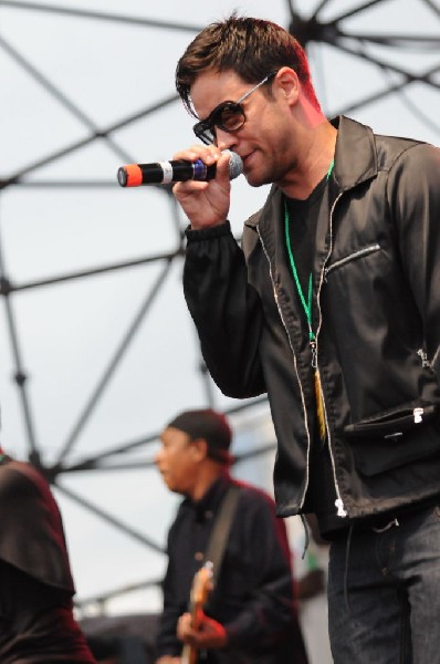Roots Revealers at the Austin Reggae Festival, 04/17/10, Auditorium Shores,