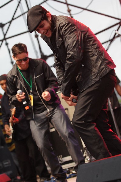 Roots Revealers at the Austin Reggae Festival, 04/17/10, Auditorium Shores,