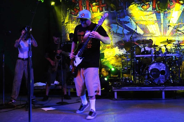 Slightly Stoopid at Stubb's BarBQ, Austin Texas 04/20/10