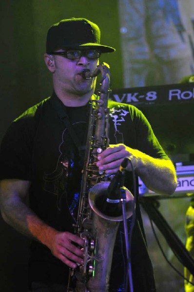 Slightly Stoopid at Stubb's BarBQ, Austin Texas 04/20/10