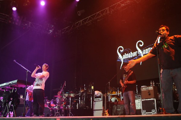 Salvador Santana Band at the Verizon Wireless Amphitheater