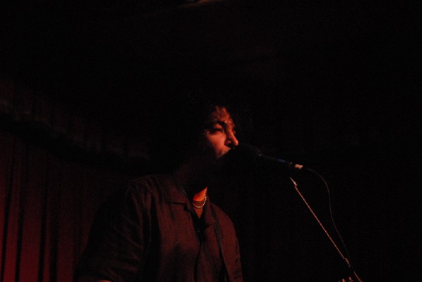 Saul Zonana at the Cactus Cafe, Austin, Tx