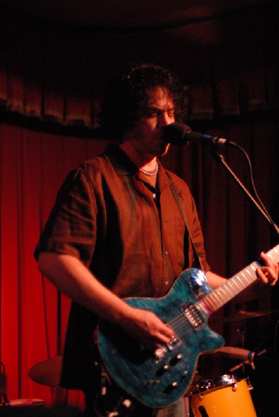 Saul Zonana at the Cactus Cafe, Austin, Tx