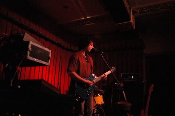 Saul Zonana at the Cactus Cafe in Austin, Tx