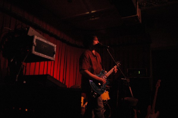 Saul Zonana at the Cactus Cafe in Austin, Tx