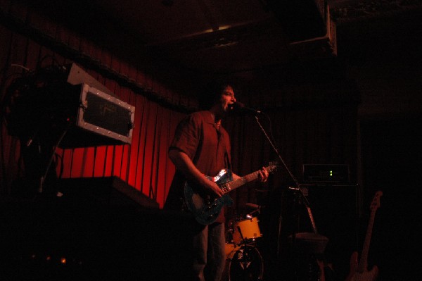 Saul Zonana at the Cactus Cafe in Austin, Tx