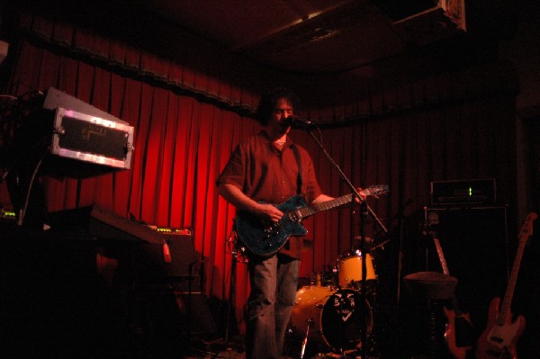 Saul Zonana at the Cactus Cafe in Austin, Tx