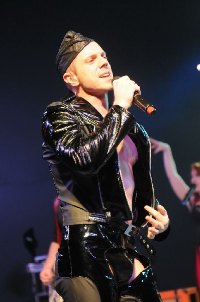 Scissor Sisters at Stubb's BarBQ, Austin, Texas April 3, 2011 - photo by je