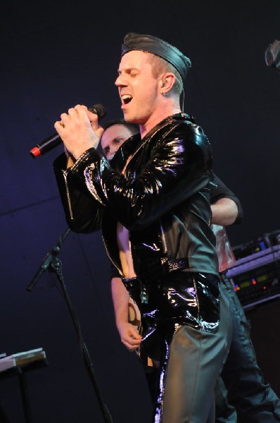 Scissor Sisters at Stubb's BarBQ, Austin, Texas April 3, 2011 - photo by je