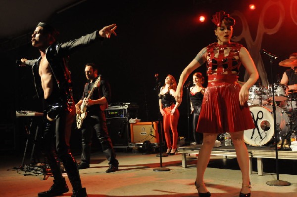 Scissor Sisters at Stubb's BarBQ, Austin, Texas April 3, 2011 - photo by je