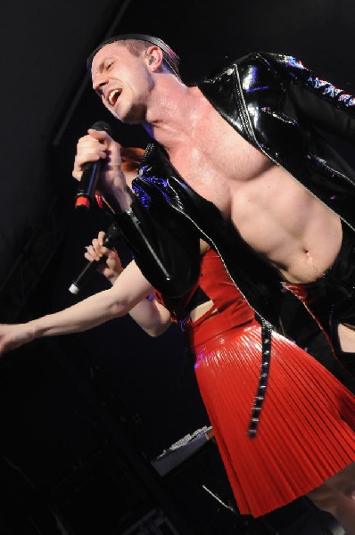 Scissor Sisters at Stubb's BarBQ, Austin, Texas April 3, 2011 - photo by je