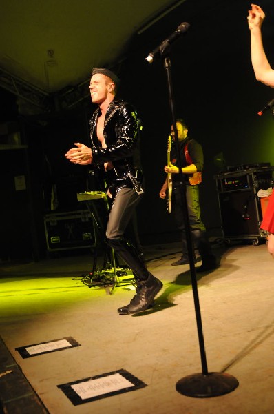 Scissor Sisters at Stubb's BarBQ, Austin, Texas April 3, 2011 - photo by je