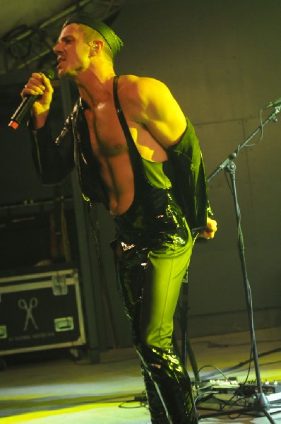 Scissor Sisters at Stubb's BarBQ, Austin, Texas April 3, 2011 - photo by je