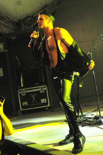 Scissor Sisters at Stubb's BarBQ, Austin, Texas April 3, 2011 - photo by je