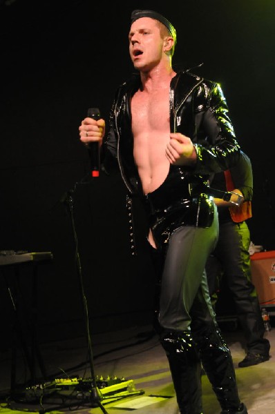 Scissor Sisters at Stubb's BarBQ, Austin, Texas April 3, 2011 - photo by je