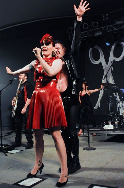 Scissor Sisters at Stubb's BarBQ, Austin, Texas April 3, 2011 - photo by je