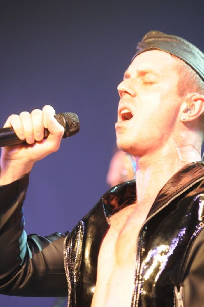 Scissor Sisters at Stubb's BarBQ, Austin, Texas April 3, 2011 - photo by je