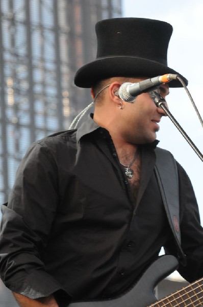 Serj Tankian at Ozzfest 2008, Pizza Hut Park, Frisco, Texas