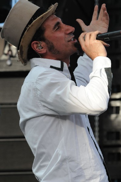 Serj Tankian at Ozzfest 2008, Pizza Hut Park, Frisco, Texas