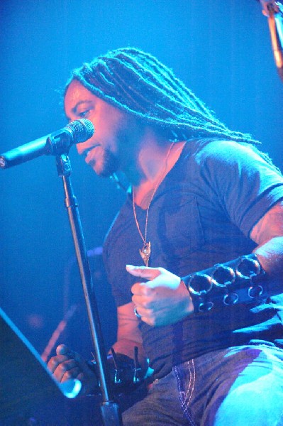 Sevendust acoustic set at Emo's in Austin, Texas 04/06/2014 - photo by Jeff