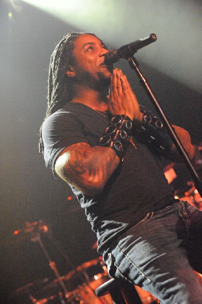 Sevendust acoustic set at Emo's in Austin, Texas 04/06/2014 - photo by Jeff