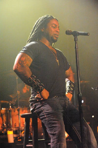 Sevendust acoustic set at Emo's in Austin, Texas 04/06/2014 - photo by Jeff