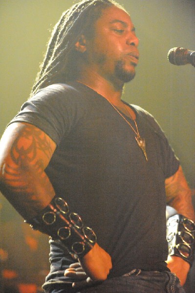 Sevendust acoustic set at Emo's in Austin, Texas 04/06/2014 - photo by Jeff