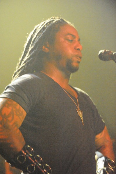 Sevendust acoustic set at Emo's in Austin, Texas 04/06/2014 - photo by Jeff