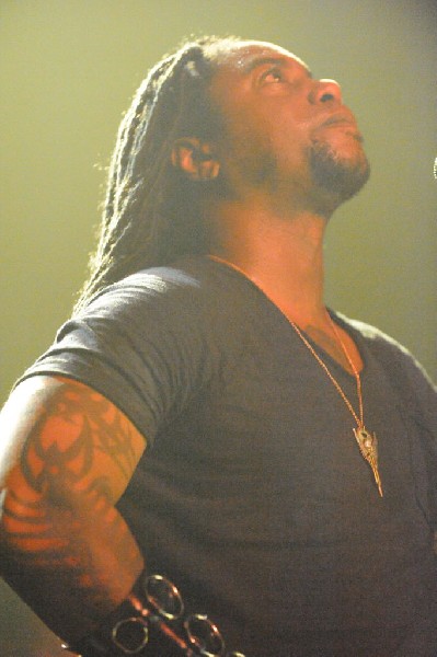 Sevendust acoustic set at Emo's in Austin, Texas 04/06/2014 - photo by Jeff