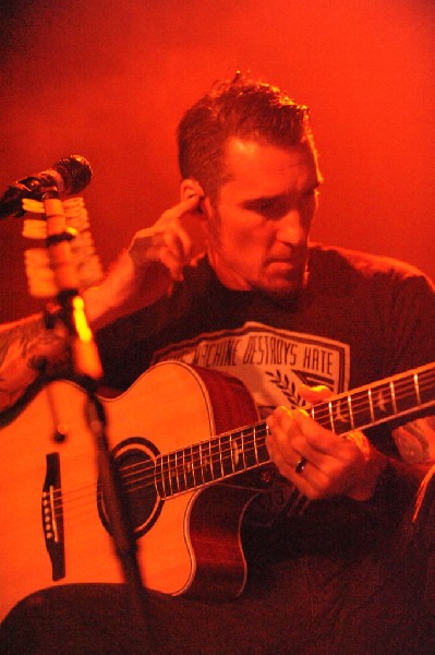 Sevendust acoustic set at Emo's in Austin, Texas 04/06/2014 - photo by Jeff