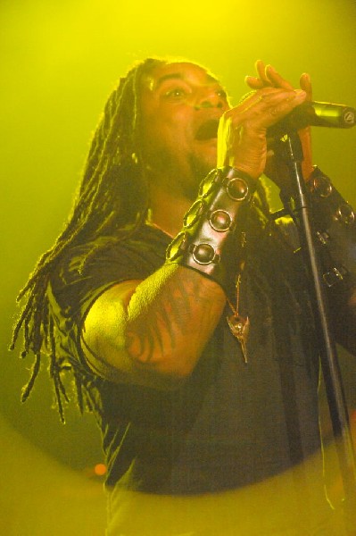 Sevendust acoustic set at Emo's in Austin, Texas 04/06/2014 - photo by Jeff