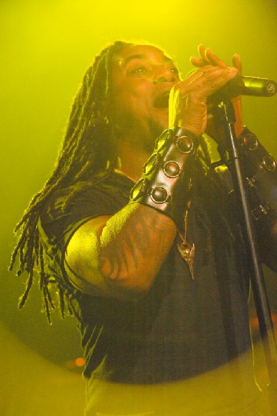 Sevendust acoustic set at Emo's in Austin, Texas 04/06/2014 - photo by Jeff