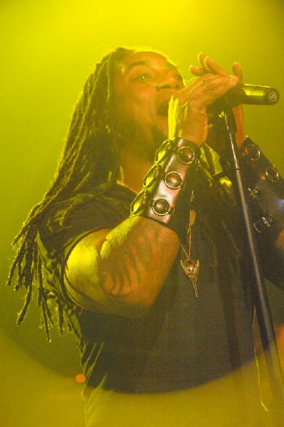 Sevendust acoustic set at Emo's in Austin, Texas 04/06/2014 - photo by Jeff