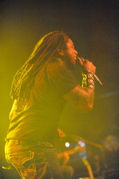 Sevendust acoustic set at Emo's in Austin, Texas 04/06/2014 - photo by Jeff