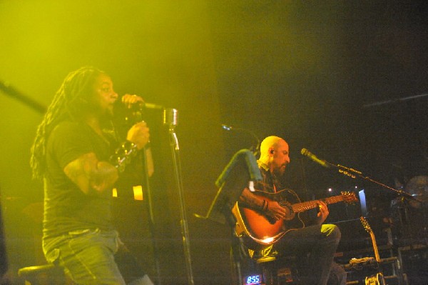 Sevendust acoustic set at Emo's in Austin, Texas 04/06/2014 - photo by Jeff
