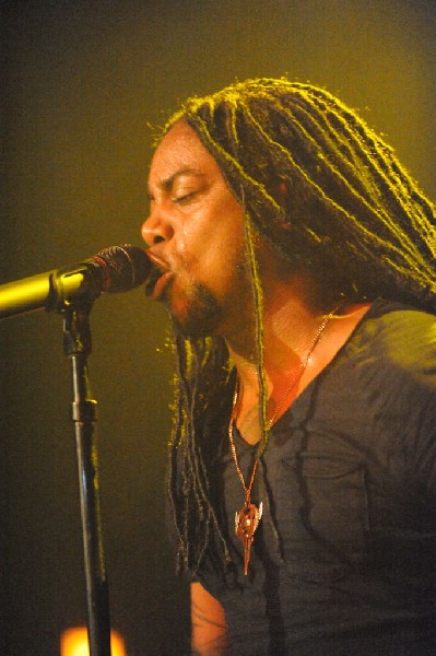 Sevendust acoustic set at Emo's in Austin, Texas 04/06/2014 - photo by Jeff