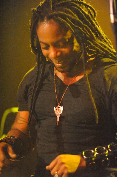 Sevendust acoustic set at Emo's in Austin, Texas 04/06/2014 - photo by Jeff