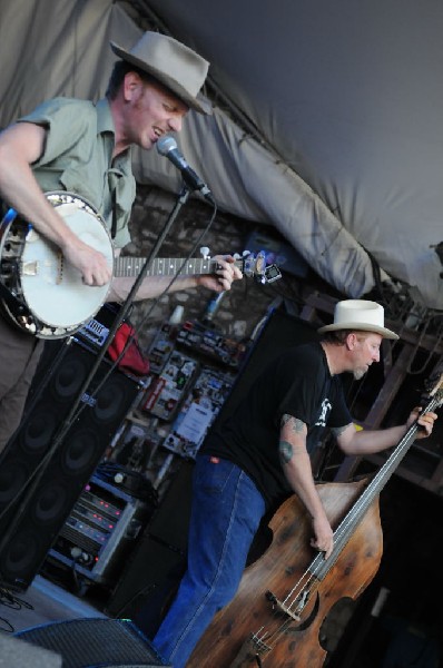 The Legendary Shack Shakers at Stubb's BarBQ, Austin, Texas 06/10/10 - phot