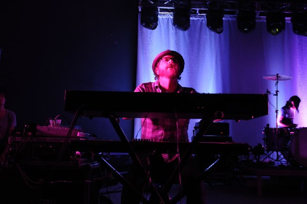 Silversun Pickups at Stubb's BarbQ, Austin, Texas 07/19/10