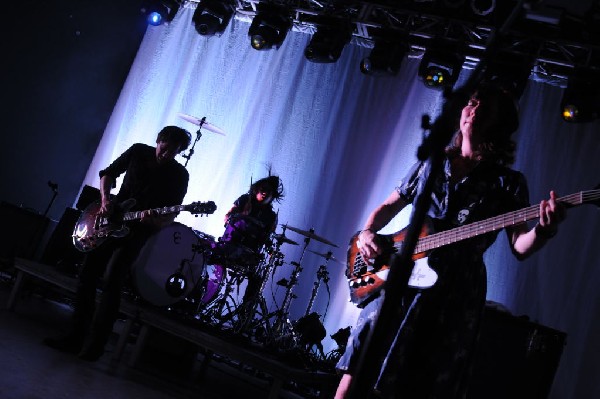 Silversun Pickups at Stubb's BarbQ, Austin, Texas 07/19/10