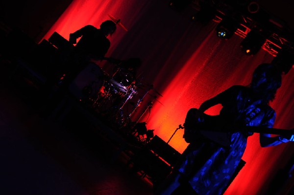 Silversun Pickups at Stubb's BarbQ, Austin, Texas 07/19/10